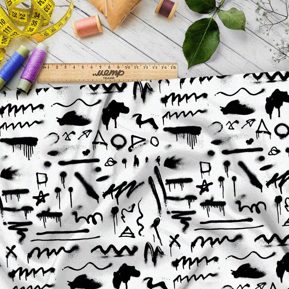 Ткань премиум шелк искусственный Армани черно-белые петроглифы