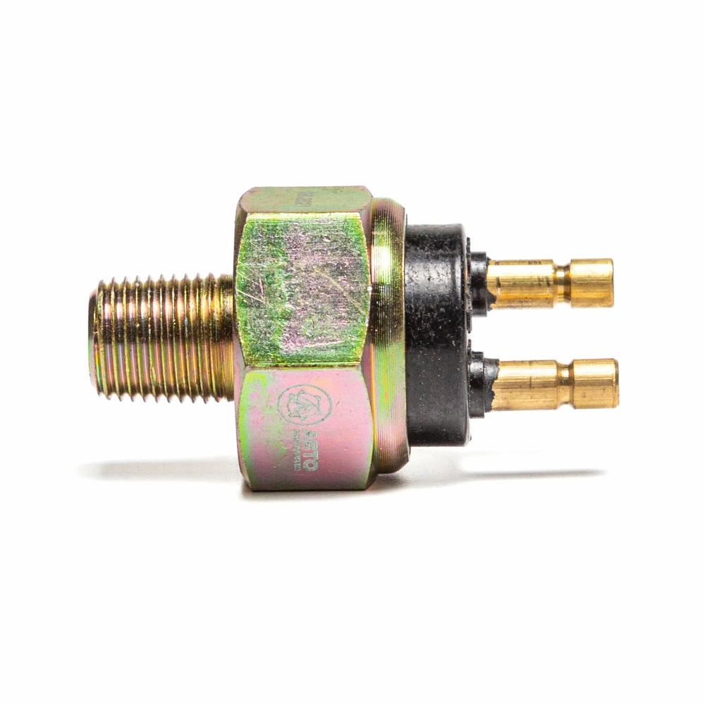 Выключатель ВК12Б AE стоп сигнала (ГАЗ,УАЗ,ЗИЛ,КАМАЗ,БелАЗ,Комб.) АвтоЭлектрика