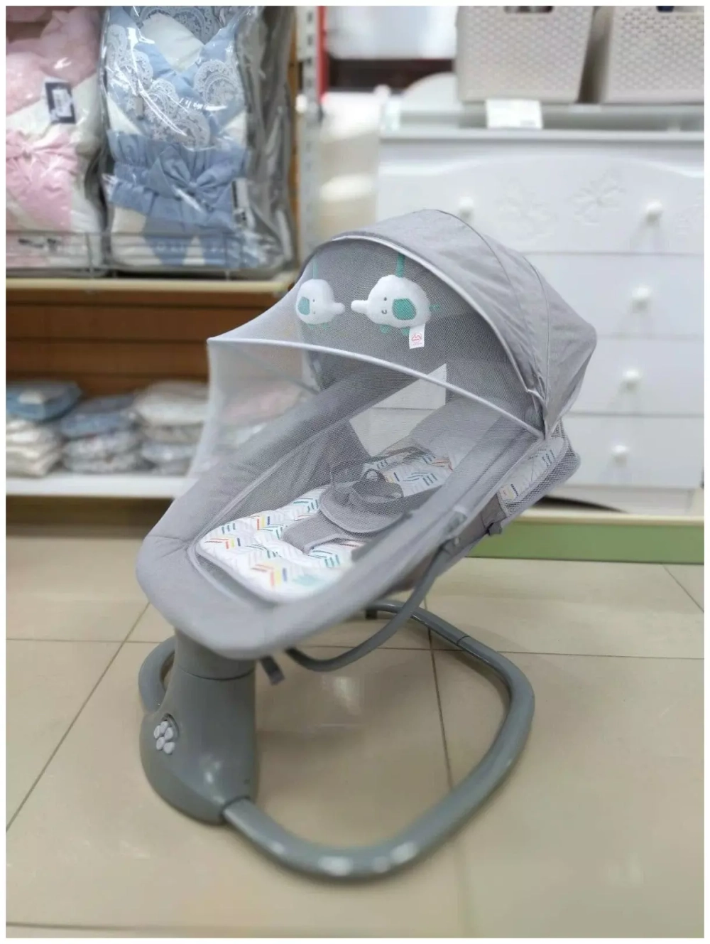 Электрокачели шезлонг Luxmom 08106 (серый)