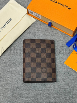 Обложка для паспорта Louis Vuitton Damier Ebene