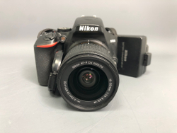Nikon D3500 + 18-55mm 3.5-5.6G VR 32.900 кадров