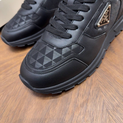 Кроссовки Prada