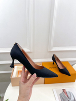 Louis Vuitton Blossom Pump
