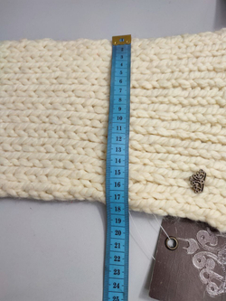 Шарф вязаный молочный, новый