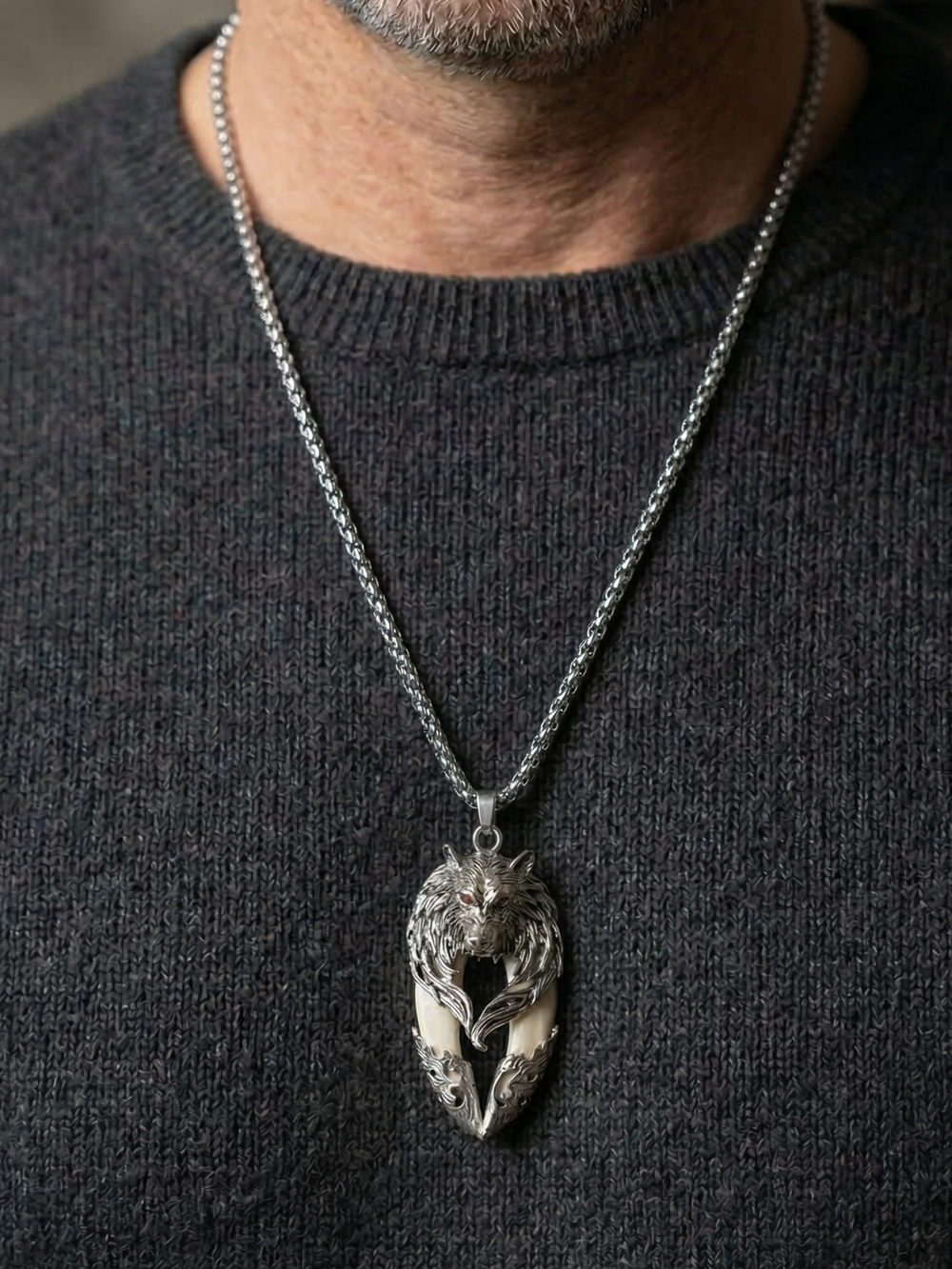 Защитный магический кулон амулет с настоящими Клыками Волка