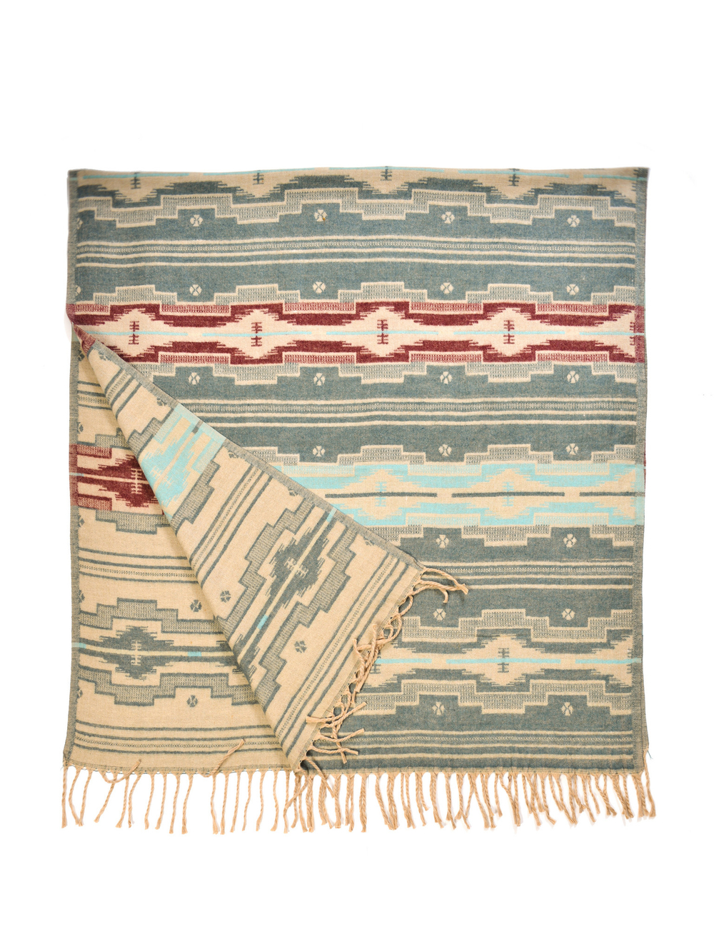 Шерстяной палантин с этно орнаментом