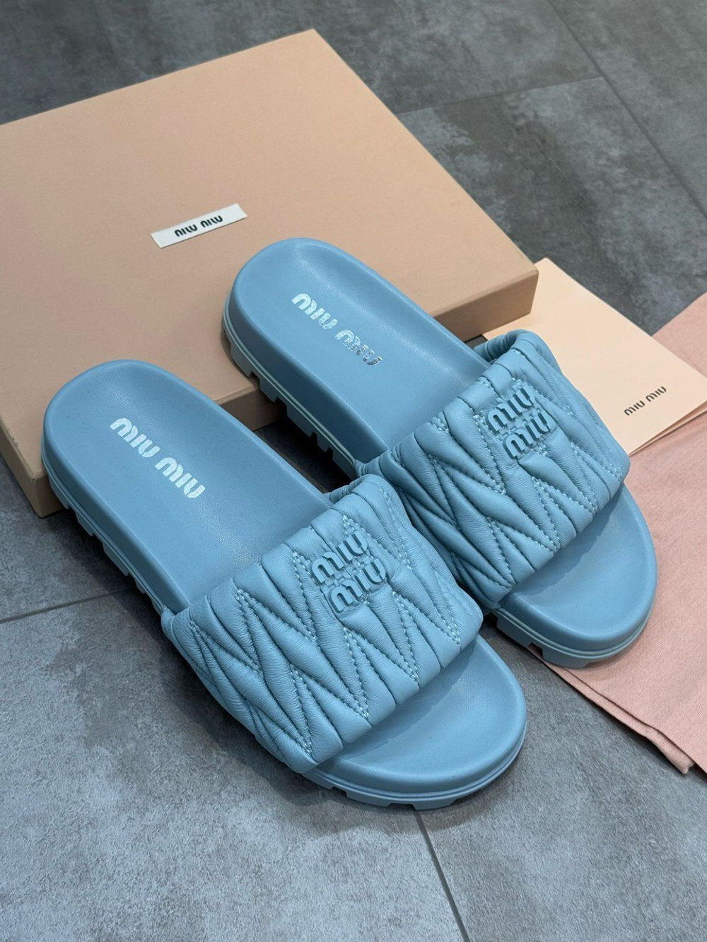 Шлепанцы MIU MIU