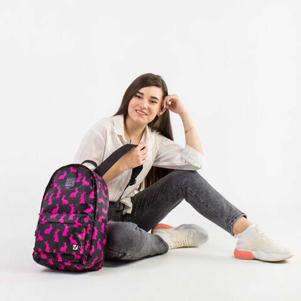 Рюкзак BRAUBERG POSITIVE универсальный, потайной карман, "Pink Rabbits", 42х28х14 см, 270780