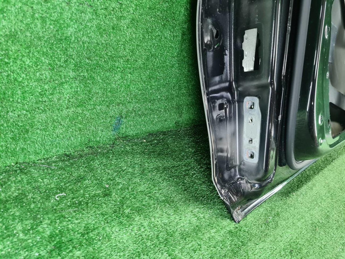 Дверь передняя правая Mercedes C W205 (2014-2023)