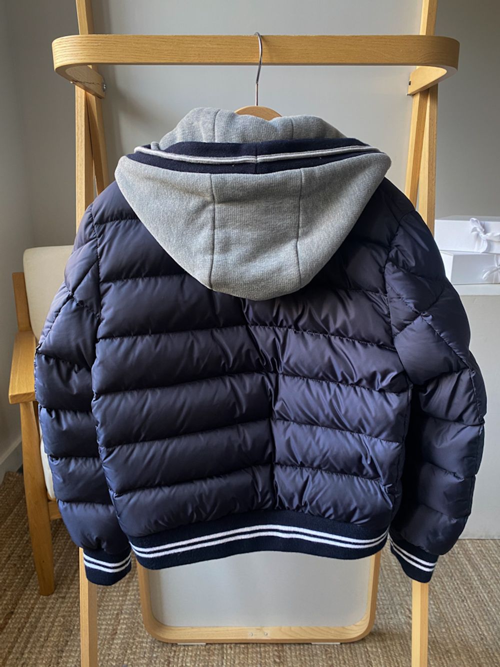 Пуховая куртка Moncler, 140