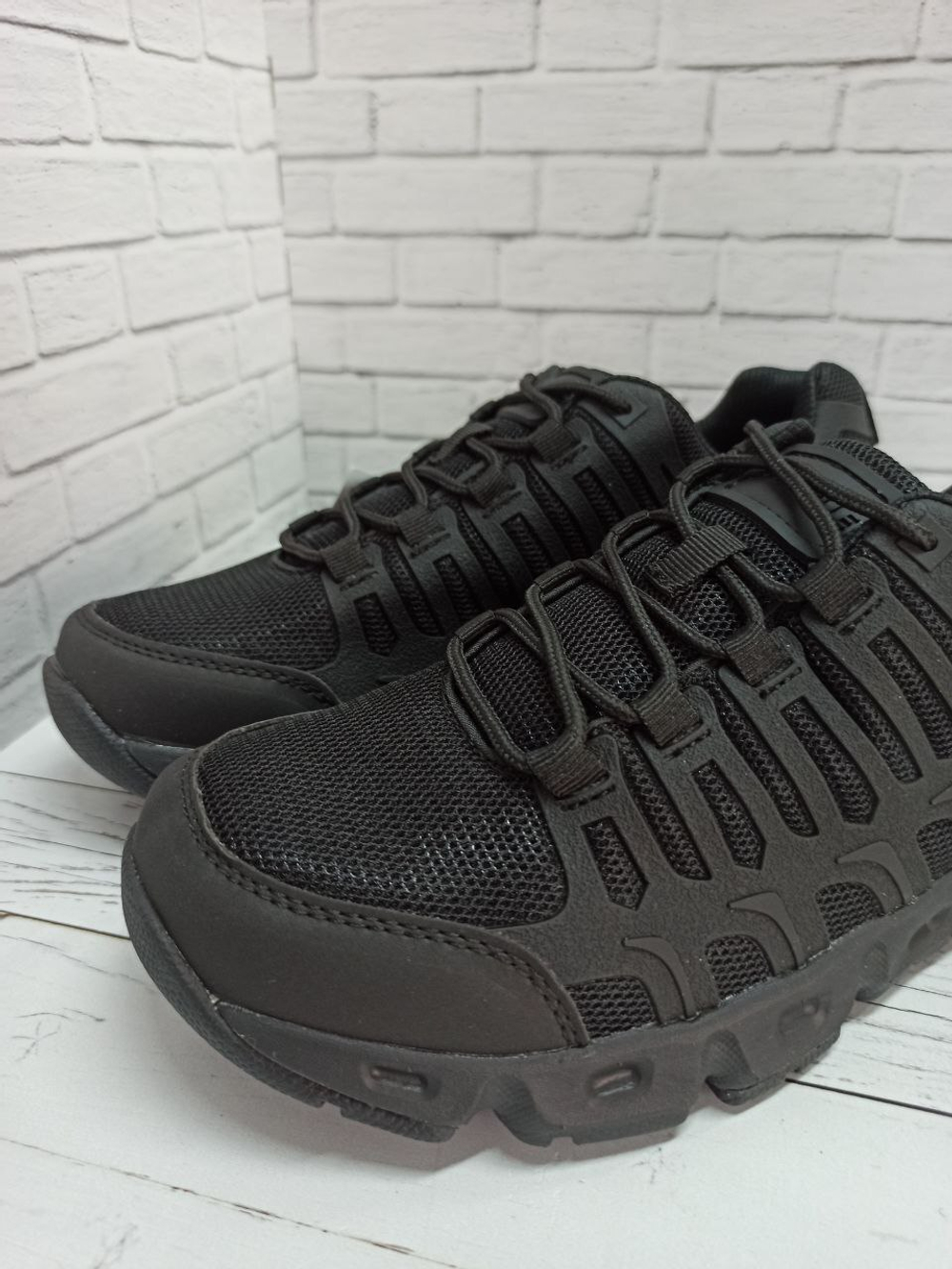 Кроссовки M6 Merlle / весна-лето / чёрный