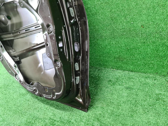 Дверь задняя левая Genesis G70 (2017-н.в.)