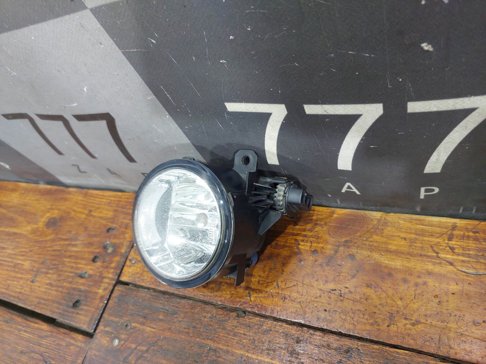 ПТФ передняя Accord 8, Berlingo, C4 2, Mondeo 5 Б/У Оригинал 89211690