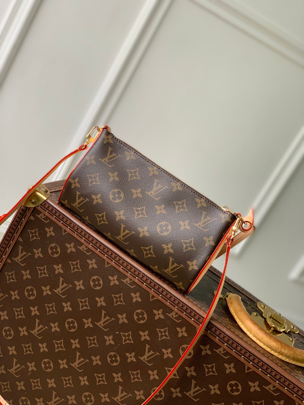 Louis Vuitton Pochette Tirette