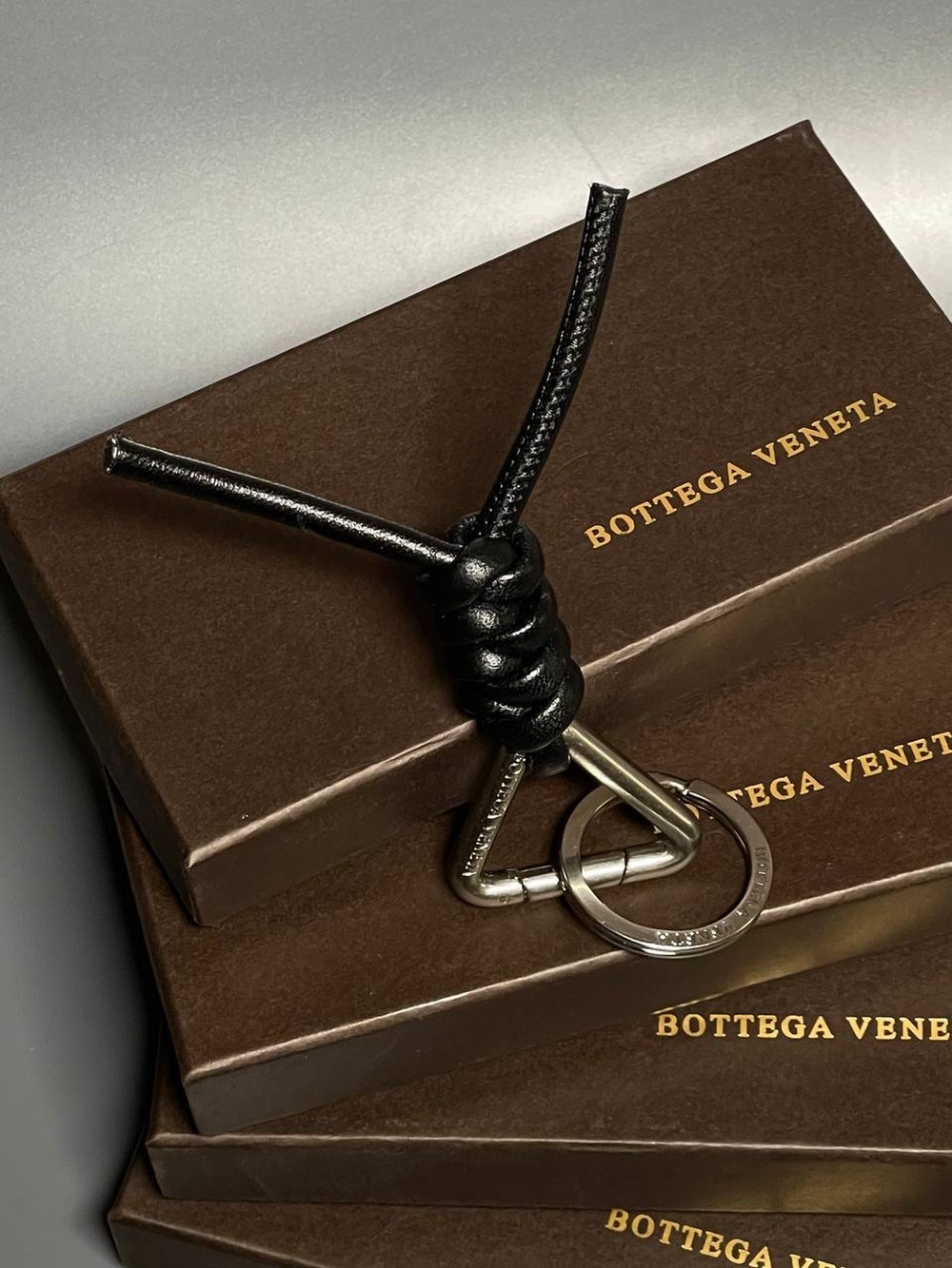 Брелок Bottega Veneta