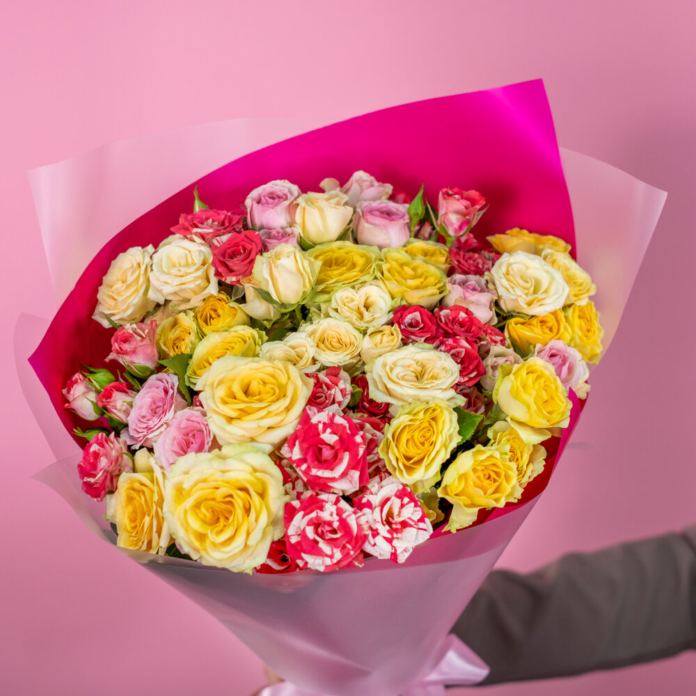 Букет «19 кустовых роз микс» (Кения)