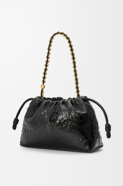 Loewe Сумка Flamenco среднего размера из лакированной кожи страуса с градиентным переходом цвета, черный