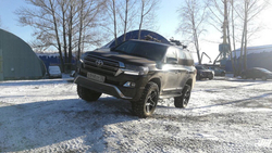 Toyota Land Cruiser 200