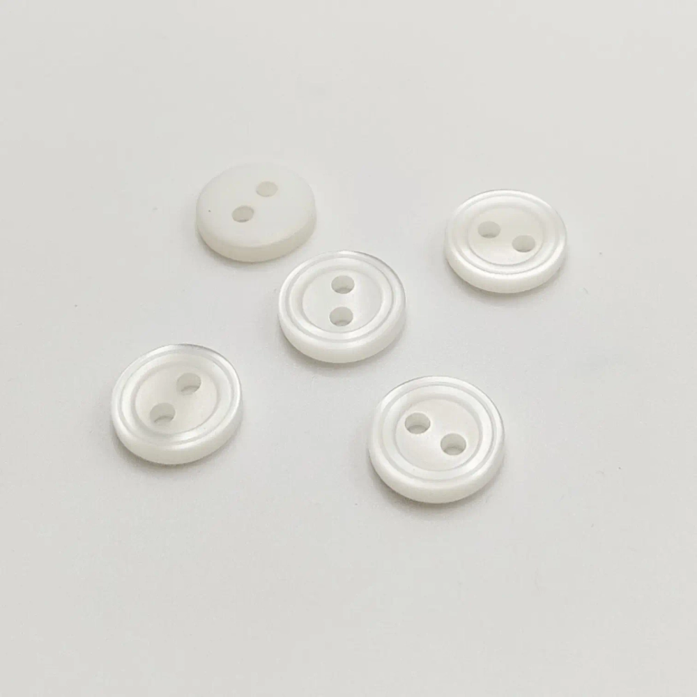 B522 Пуговицы пластиковые