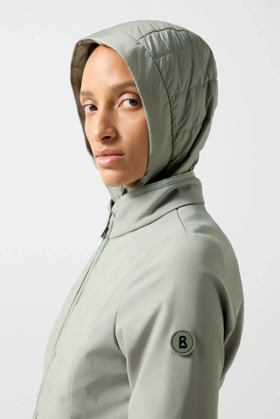 Куртка BOGNER GOLF IRMA-D в цвете эвкалипт