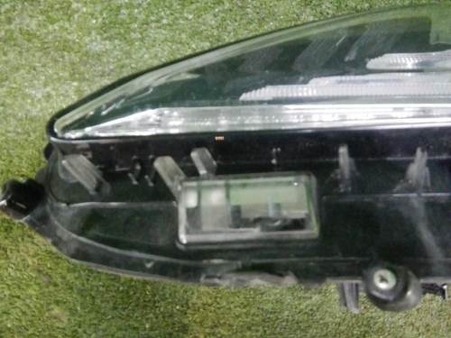 Фара левая Toyota Camry xv70 (2020-н.в.) LED