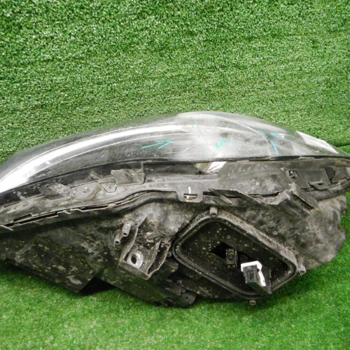 Битая Фара левая Mercedes CLA w117 C117 (2016-2019) LED
