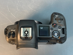 Canon EOS R, 161000 кадров пробега, менялся затвор