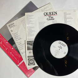 Винтажная виниловая пластинка LP Queen The Game (Japan 1980) (Obi) Another One Bites The Dust