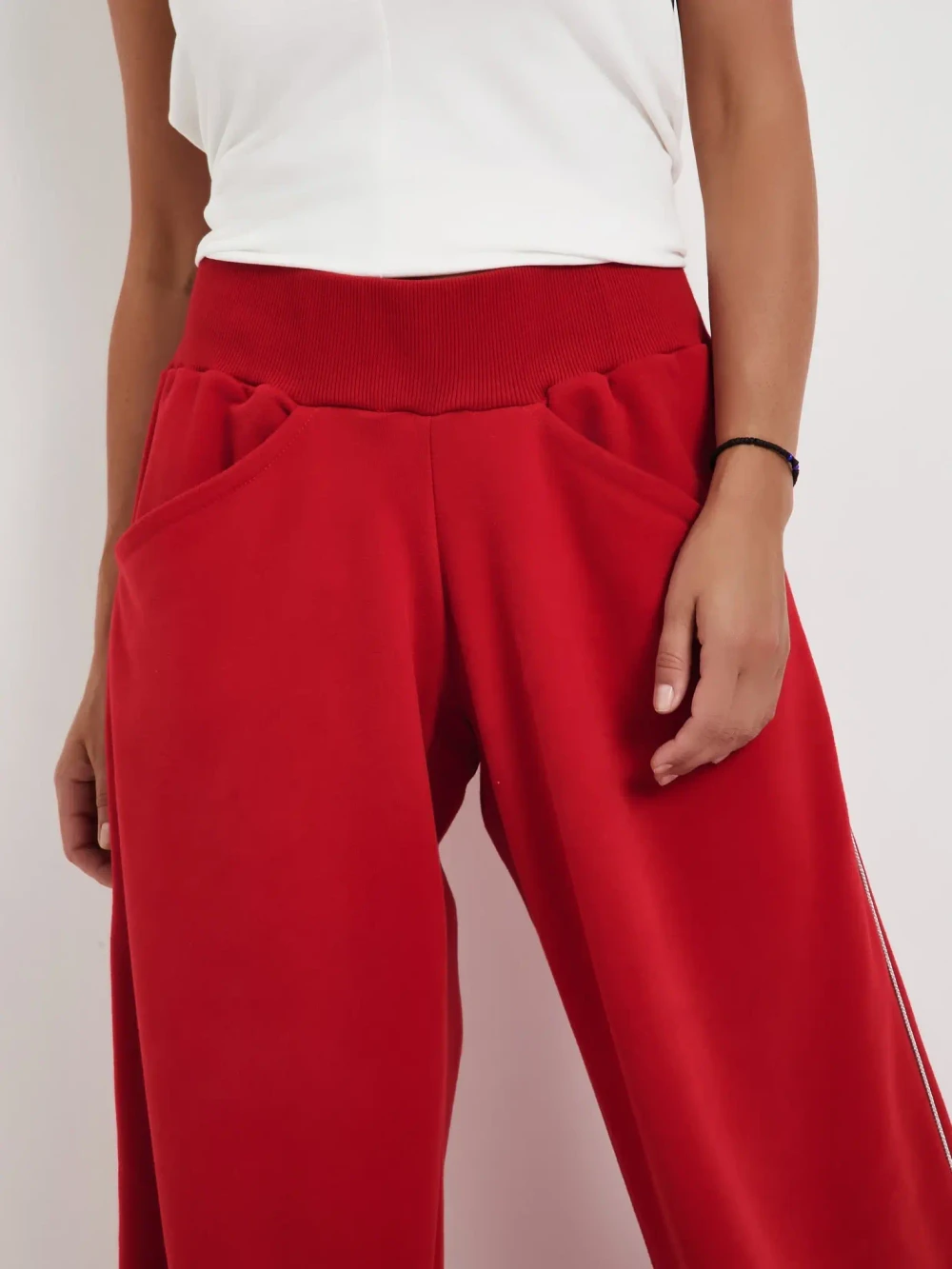 Брюки ВЕСТ Спорт Шик Красный