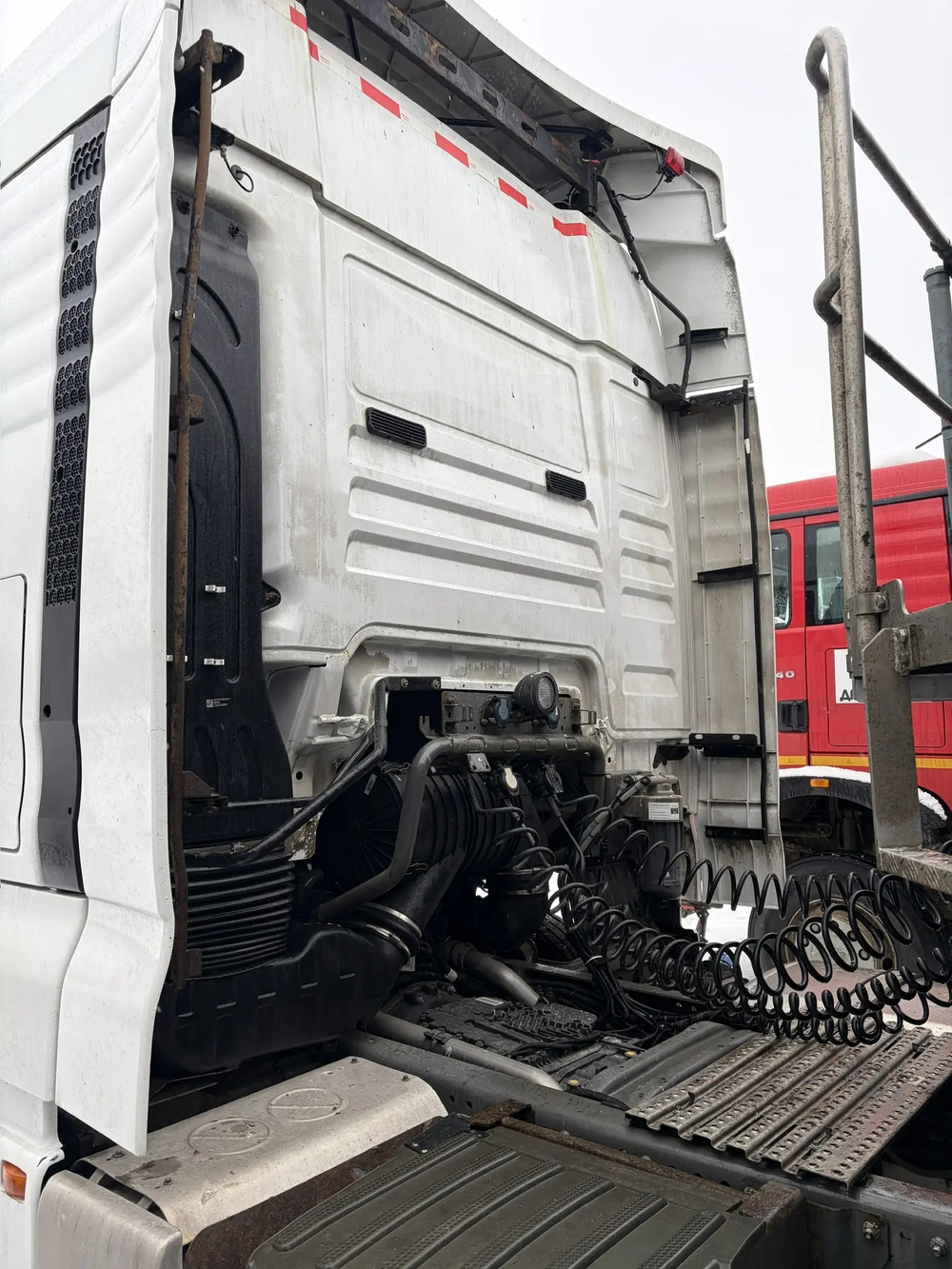 SITRAK C7H 4x2 Седельный тягач ZZ4186V391HE (Дизельный, 12,4 л, 480 л.с., AT)
