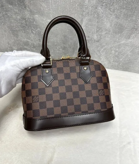 Сумка Louis Vuitton Alma темно-коричневый