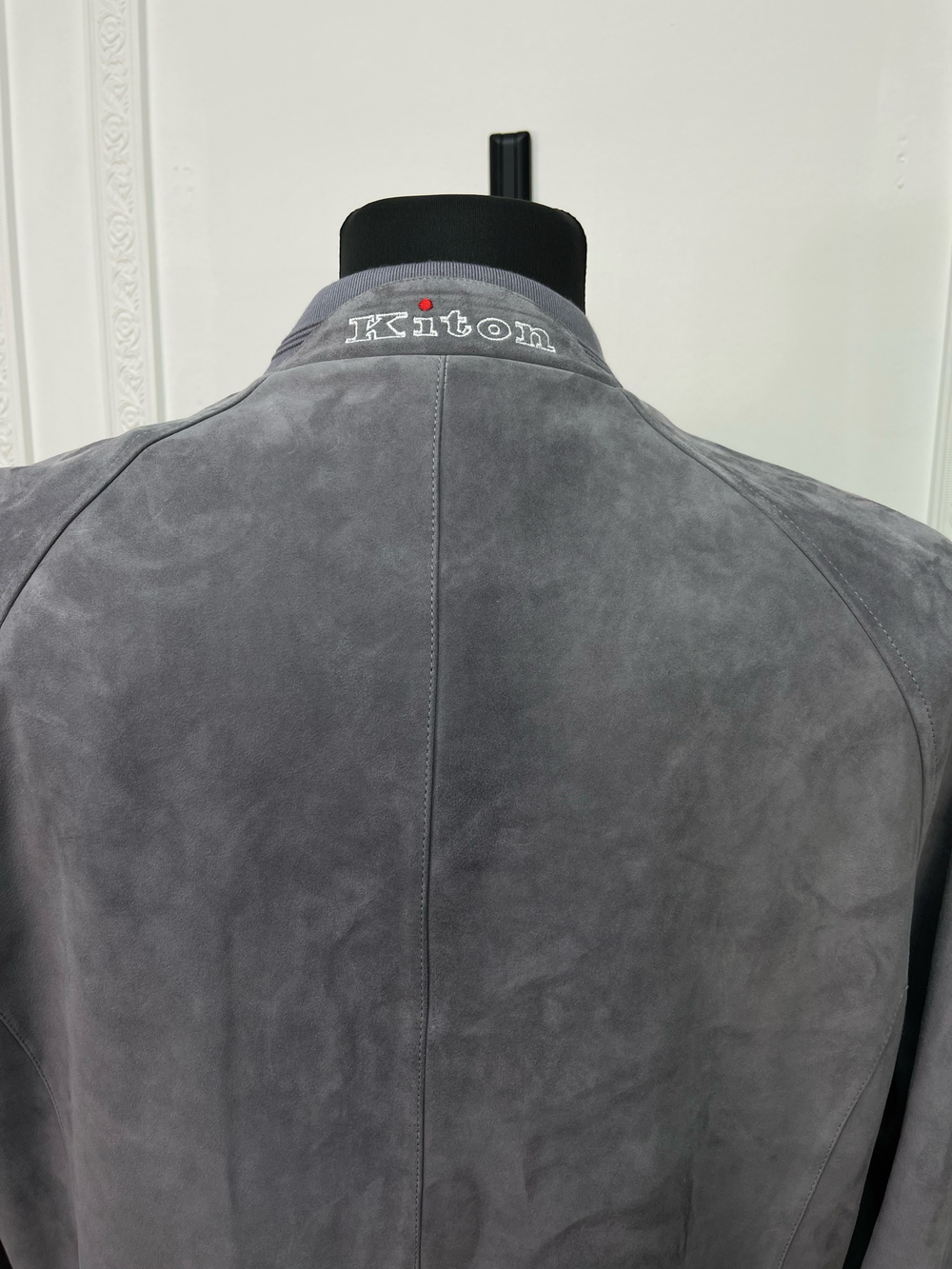 Замшевая куртка Kiton