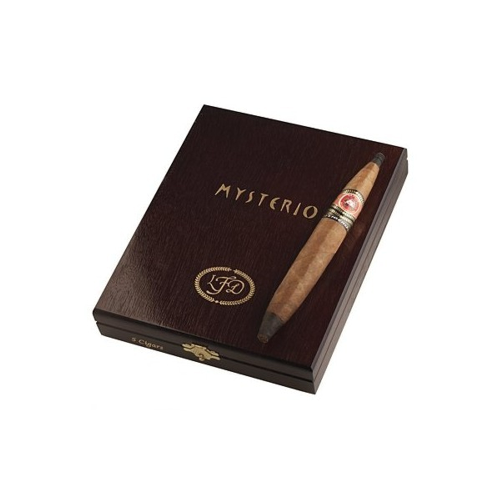 La Flor Dominicana Ligero Mysterio