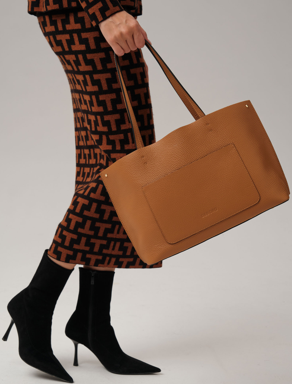 Сумка Deboro 30885 коричневый лист