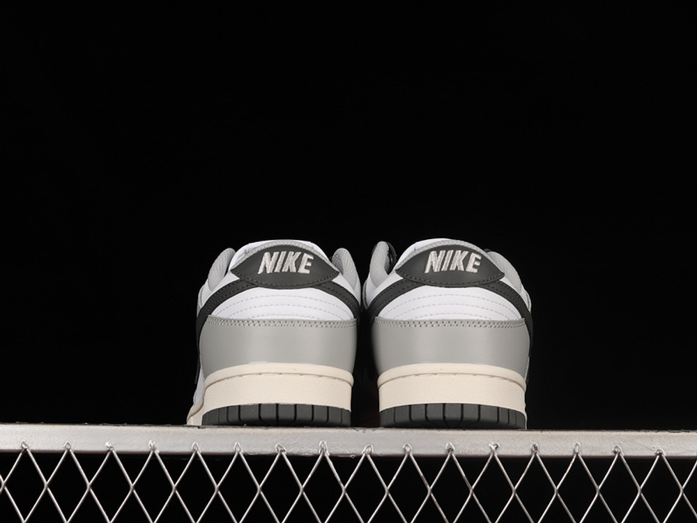 Nike Dunk Low Light Smoke Grey