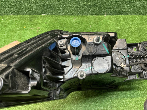 Фонарь правый внешний Geely Monjaro (2021-н.в.)