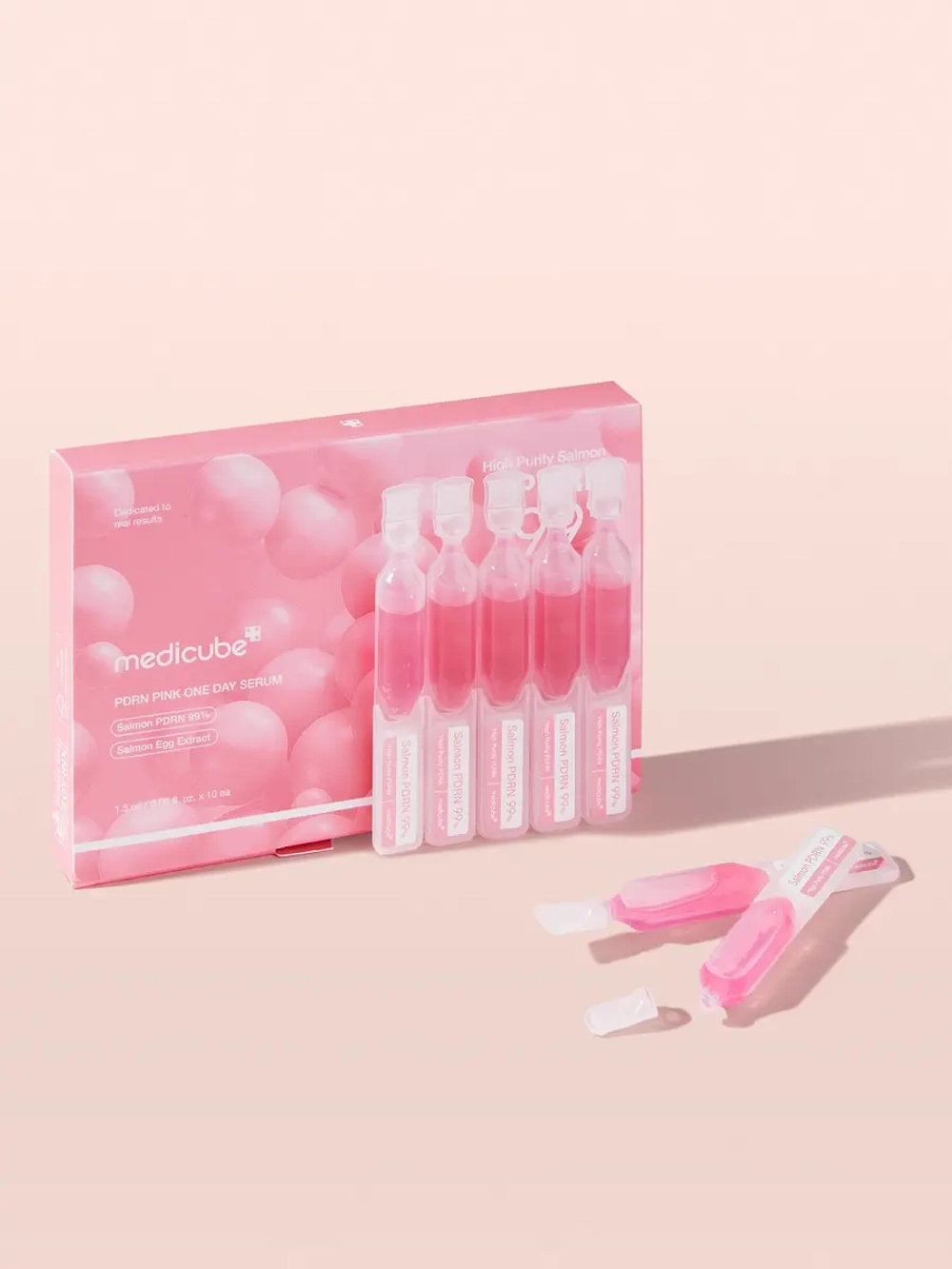 Medicube Осветляющая коллагеновая сыворотка с ПДРН для сияния кожи PDRN Pink One Day Serum 1.5 мл х 10 шт