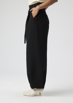 BUTTON-FRONT TROUSERS | М | BLACK