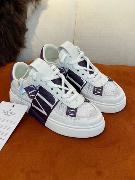Кроссовки Valentino
