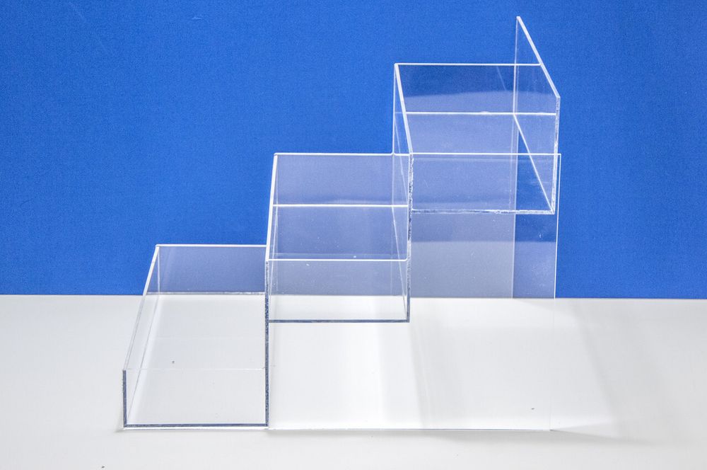 Лесенка под косметику, лаки, канцтовары