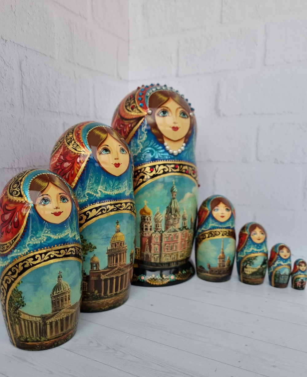 Матрешка "Санкт-Петербург" 7 мест