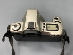 Canon EOS 300 kit EF 28-90mm 4-5.6 II