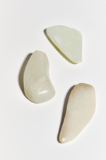 Нефрит галька