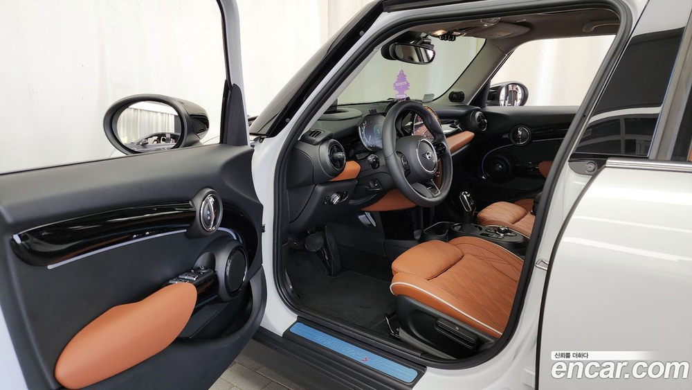 Mini Cooper S 5 дверей Classic (06.2023)