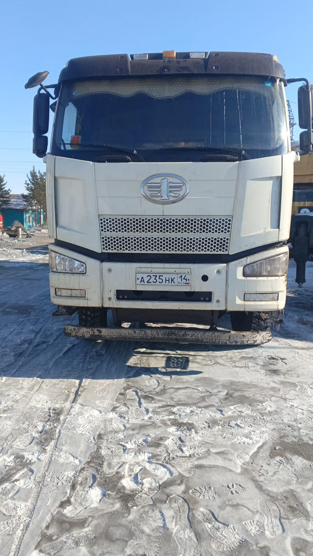 FAW J6 8x4 Самосвал СА3310Р66K24T4E5 (Дизельный, 11,1 л, 420 л.с., МТ)