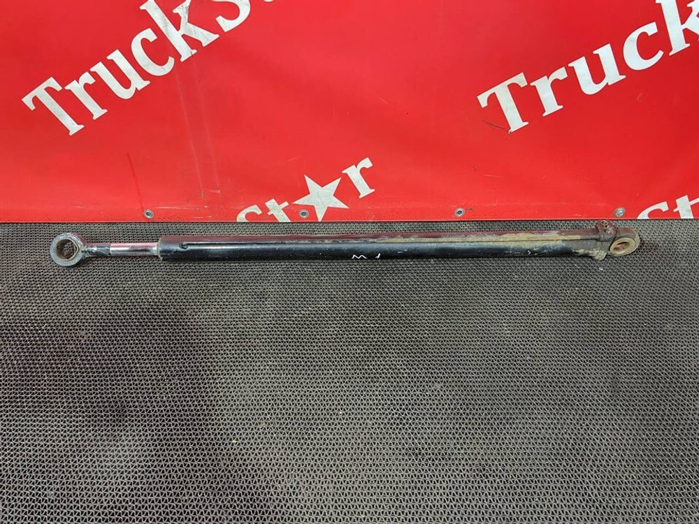 Цилиндр подъема кабины