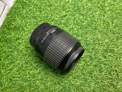 Nikon 18-55mm 3.5-5.6G AF-S DX ED