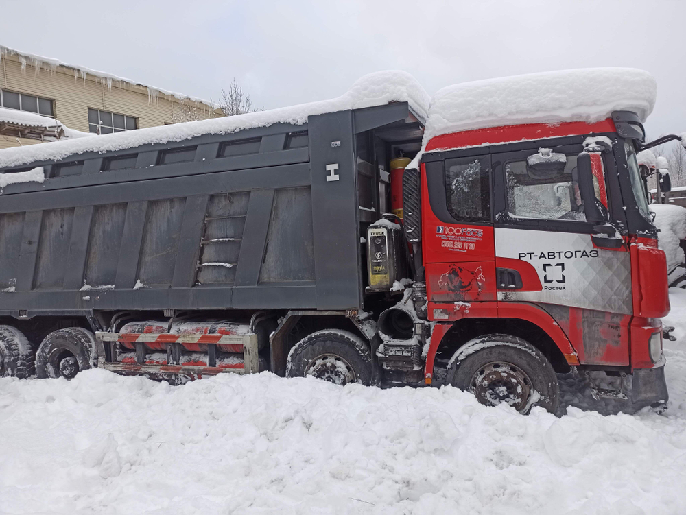 Shacman (Shaanxi) SX* 8x4 Самосвал SX331863366 (Дизельный, 12,5 л, 544 л.с., МТ)