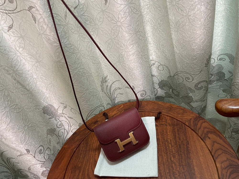 Hermes Constance Slim