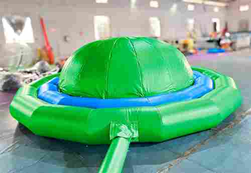 Надувное оборудование «Надувной живот» 5*5*1,5 м, зелёно-голубой